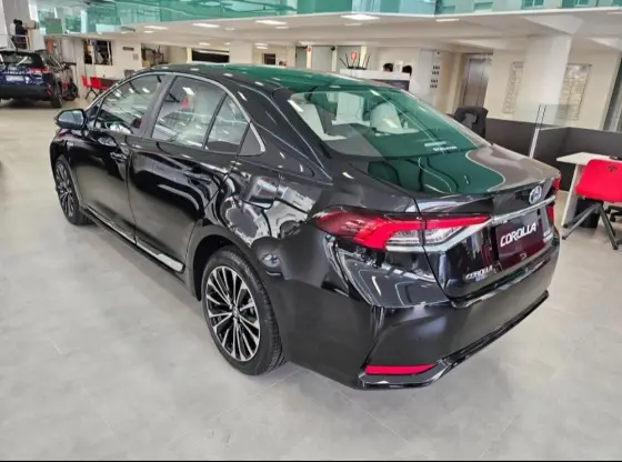 TOYOTA COROLLA 1.8 VVT-I HYBRID FLEX ALTIS PREMIUM CVT TOYOTA COROLLA 1.8 VVT-I HYBRID FLEX ALTIS PREMIUM CVT