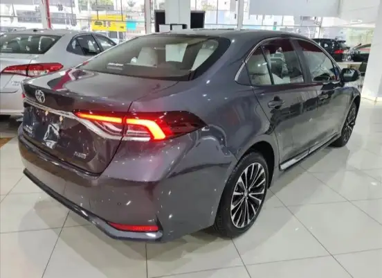 TOYOTA-COROLLA-2025