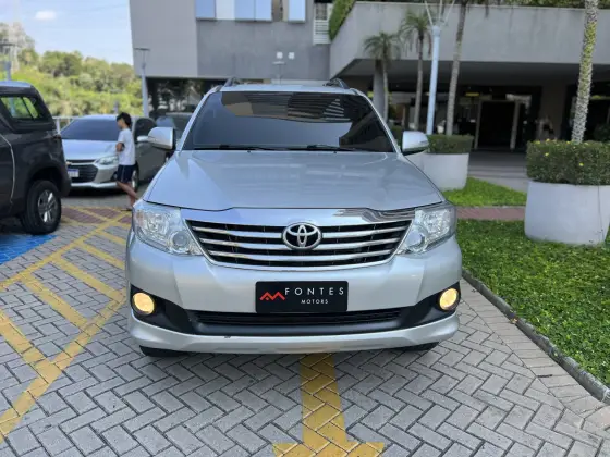 TOYOTA HILUX SW4 2.7 SR 4X2 16V FLEX 4P AUTOMÁTICO