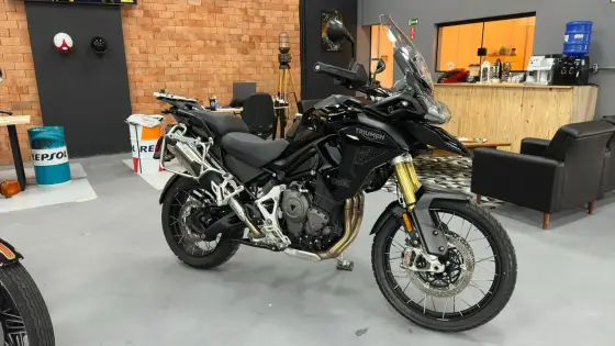 TRIUMPH TIGER 1200 RALLY BLACK EDITION 
