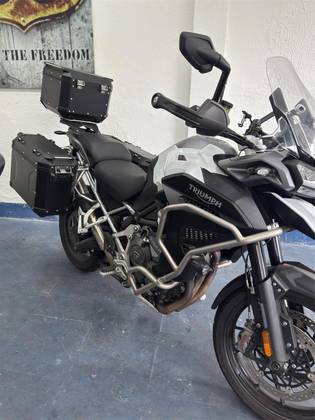 TRIUMPH TIGER 1200 GT EXPLORER 