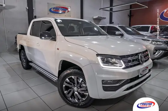 VOLKSWAGEN AMAROK 3.0 V6 TDI DIESEL HIGHLINE CD 4MOTION AUTOMÁTICO