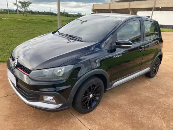 VOLKSWAGEN FOX 1.6 MSI PEPPER 16V FLEX 4P AUTOMATIZADO VOLKSWAGEN FOX 1.6 MSI PEPPER 16V FLEX 4P AUTOMATIZADO
