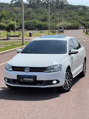 VOLKSWAGEN JETTA 2.0 COMFORTLINE FLEX 4P TIPTRONIC