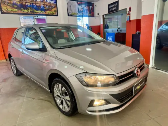 VOLKSWAGEN POLO 1.0 200 TSI COMFORTLINE AUTOMÁTICO
