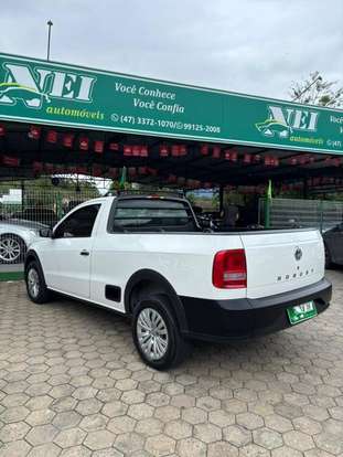 VOLKSWAGEN-SAVEIRO-2023