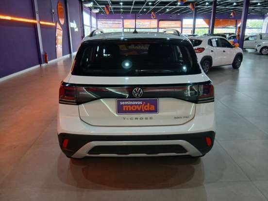 VOLKSWAGEN-T-CROSS-2024