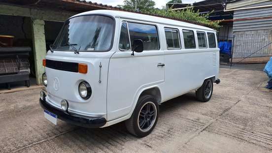 VOLKSWAGEN-KOMBI-1995