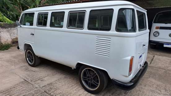 VOLKSWAGEN-KOMBI-1995