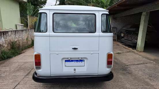 VOLKSWAGEN-KOMBI-1995