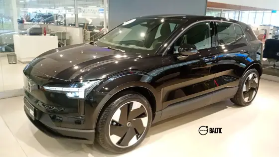VOLVO EX30 69 KW ELÉTRICO PLUS