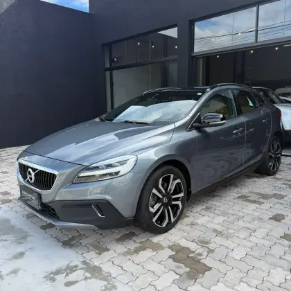 VOLVO V40 2.0 T4 CROSS COUNTRY GASOLINA 4P AUTOMÁTICO