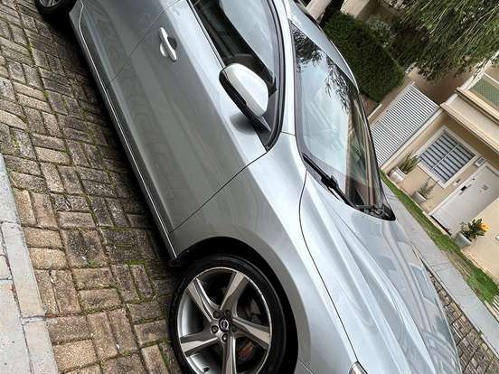 VOLVO-V60-2.0 T6 R DESIGN TURBO GASOLINA 4P AUTOMÁTICO VOLVO-V60-2015