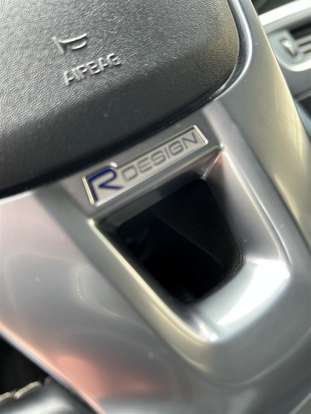 VOLVO-V60-2015