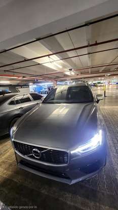 VOLVO-XC60-2019