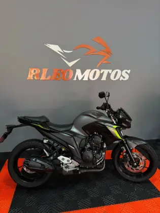 YAMAHA FZ25 FAZER ABS 