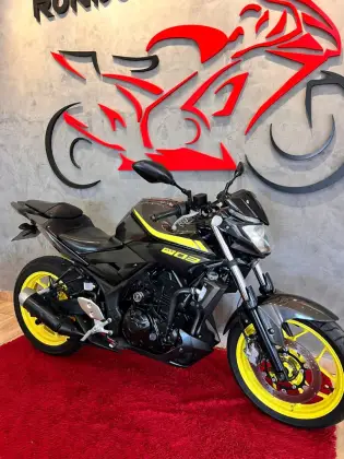 YAMAHA MT-03 