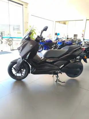 YAMAHA-XMAX 300 CONNECTED ABS-2026