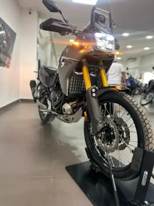 YAMAHA XTZ 700 TÉNÉRÉ 