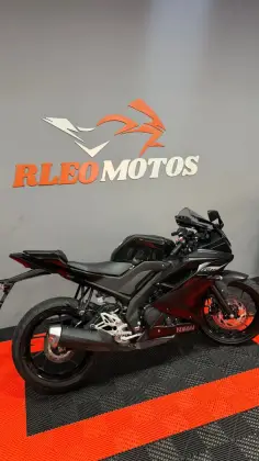 YAMAHA YZF R15 