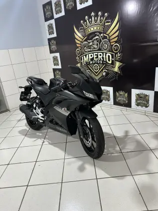YAMAHA YZF R15 