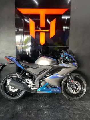 YAMAHA YZF R15 