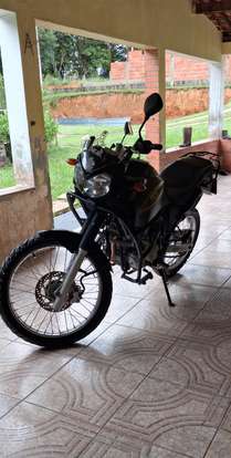 YAMAHA-XTZ 250 TÉNÉRÉ-2015