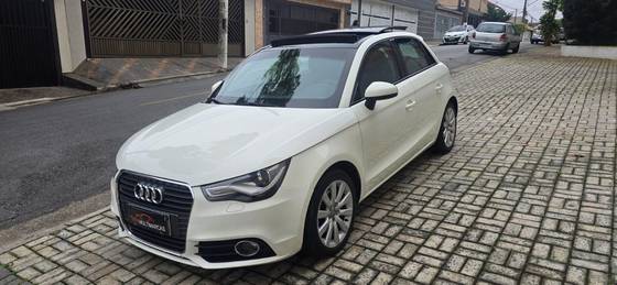 AUDI A1 1.4 TFSI ATTRACTION 16V 122CV GASOLINA 2P AUTOMÁTICO
