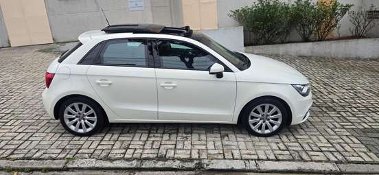 AUDI-A1-2012
