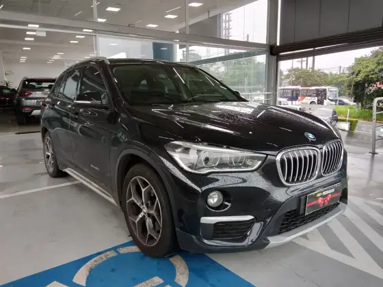 BMW X1 2.0 16V TURBO ACTIVEFLEX SDRIVE20I 4P AUTOMÁTICO