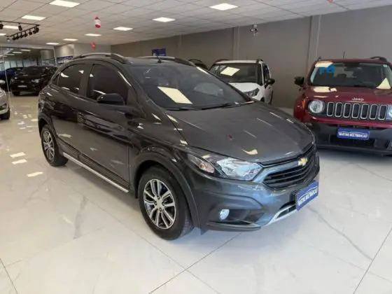 CHEVROLET ONIX 1.4 MPFI ACTIV 8V FLEX 4P AUTOMÁTICO