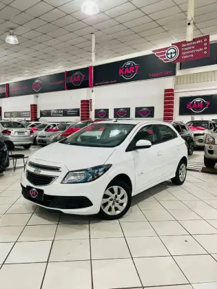 CHEVROLET ONIX 1.4 MPFI LT 8V FLEX 4P MANUAL