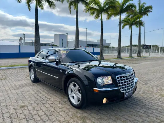 CHRYSLER 300 C 3.5 V6 GASOLINA AUTOMÁTICO CHRYSLER 300 C 3.5 V6 GASOLINA AUTOMÁTICO
