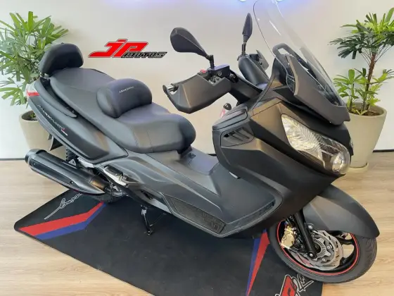 DAFRA MAXSYM 400i 