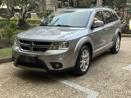 DODGE JOURNEY 3.6 RT V6 GASOLINA 4P AUTOMÁTICO