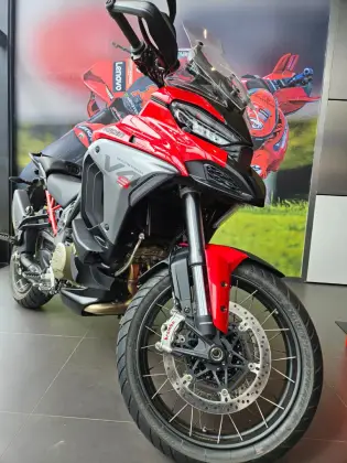 DUCATI MULTISTRADA 1200 V4 S 