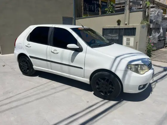FIAT PALIO 1.4 MPI ELX 8V FLEX 4P MANUAL