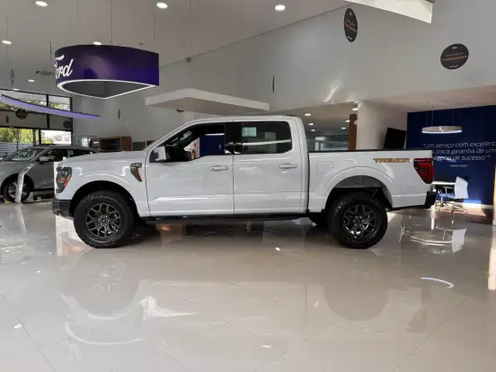 FORD-F-150-2025