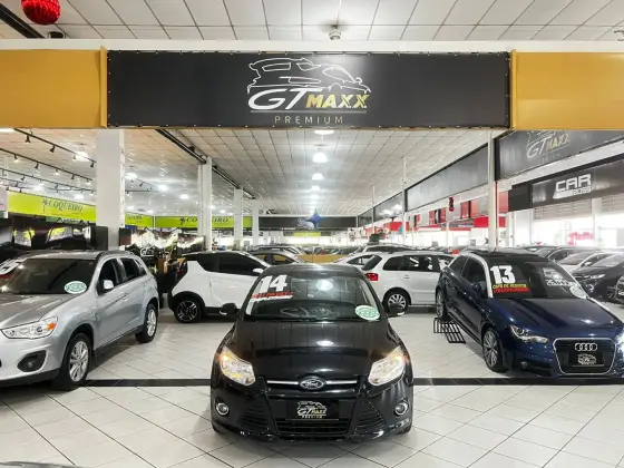 FORD FOCUS 2.0 SE SEDAN 16V FLEX 4P POWERSHIFT FORD FOCUS 2.0 SE SEDAN 16V FLEX 4P POWERSHIFT