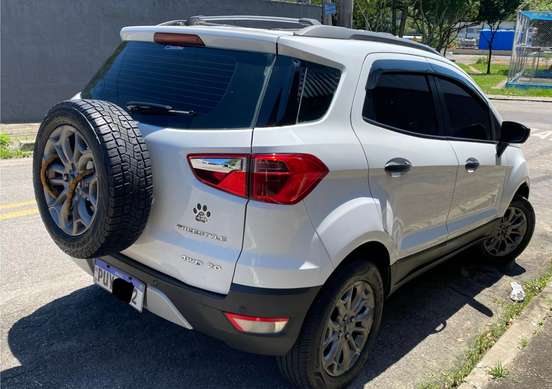 FORD-ECOSPORT-2014