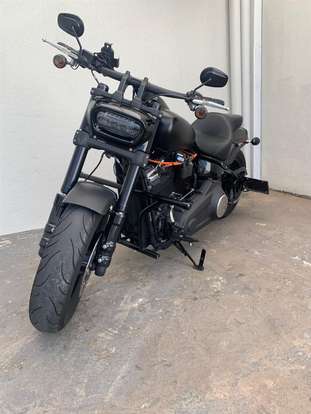 HARLEY-DAVIDSON-SOFTAIL FAT BOB 114-2018