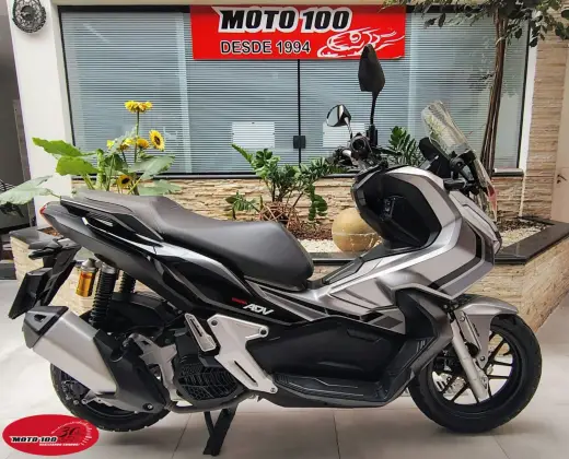 HONDA ADV 