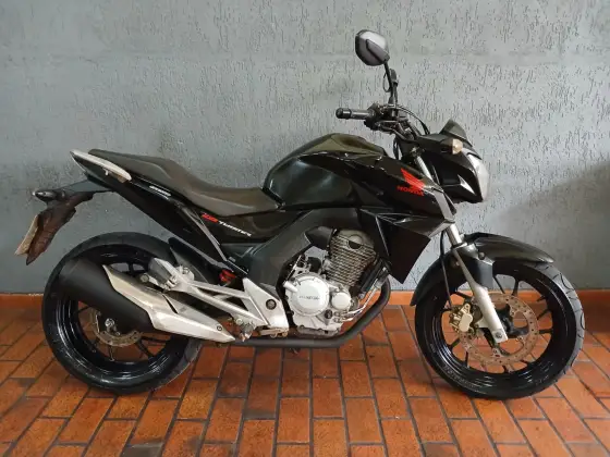 HONDA CB TWISTER 