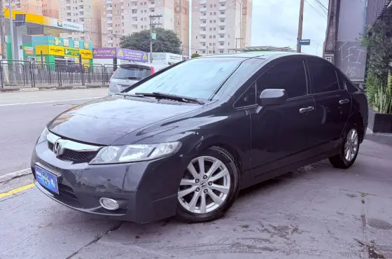 HONDA CIVIC 1.8 LXS 16V FLEX 4P MANUAL