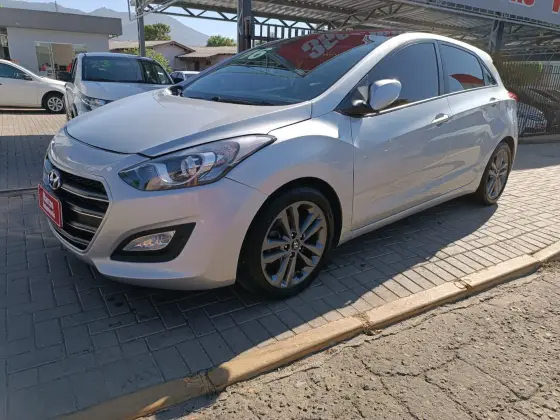 HYUNDAI I30 1.8 MPI 16V GASOLINA 4P AUTOMATICO HYUNDAI I30 1.8 MPI 16V GASOLINA 4P AUTOMATICO