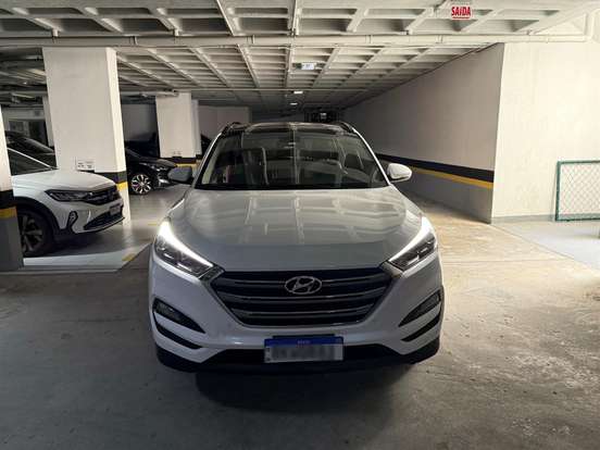HYUNDAI-TUCSON-2021