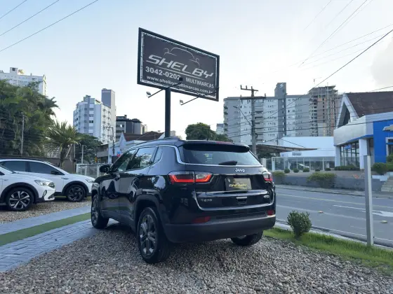 JEEP COMPASS 1.3 T270 TURBO FLEX LONGITUDE AT6 JEEP COMPASS 1.3 T270 TURBO FLEX LONGITUDE AT6