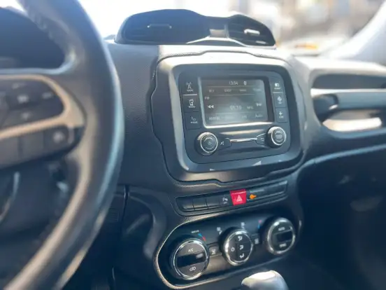JEEP-RENEGADE-1.8 16V FLEX LONGITUDE 4P AUTOMÁTICO JEEP-RENEGADE-2015