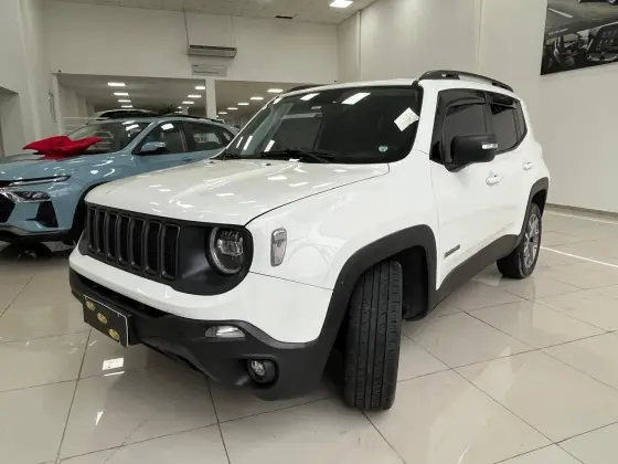 JEEP RENEGADE 2.0 16V TURBO DIESEL LONGITUDE 4P 4X4 AUTOMÁTICO JEEP RENEGADE 2.0 16V TURBO DIESEL LONGITUDE 4P 4X4 AUTOMÁTICO