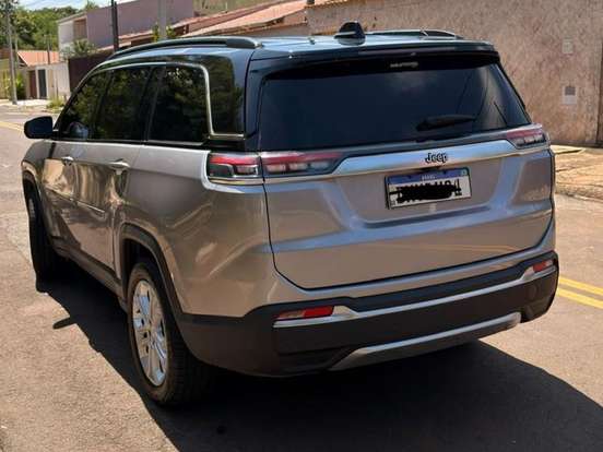 JEEP-COMMANDER-1.3 T270 TURBO FLEX LONGITUDE AT6 JEEP-COMMANDER-2023